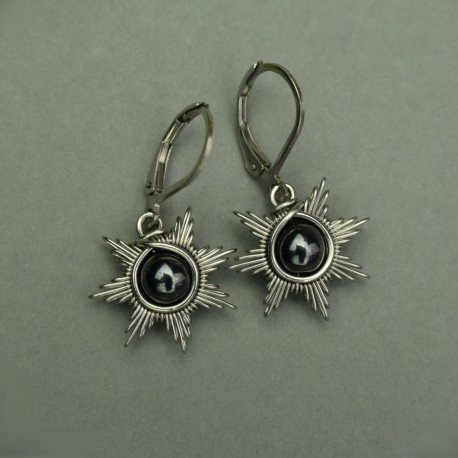 Małe kolczyki słoneczka hematyt, wire wrapping, słońce