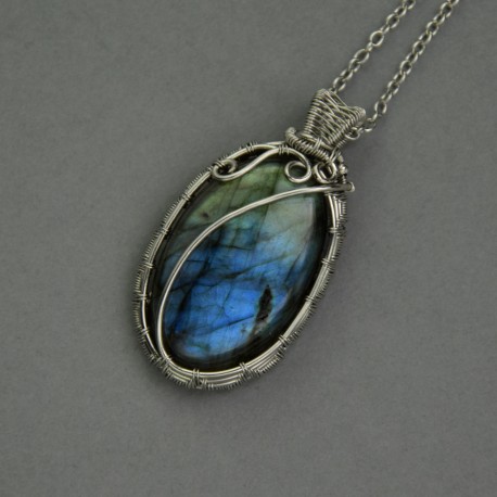 Wisiorek niebieski labradoryt, wire wrapping