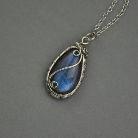 Wisiorek niebieski labradoryt wire wrapping stal chirurgiczna