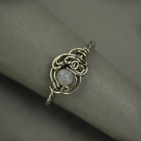 Mini pierścionek regulowany kamień księżycowy, wire wrapping