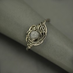Mini pierścionek regulowany kamień księżycowy, wire wrapping