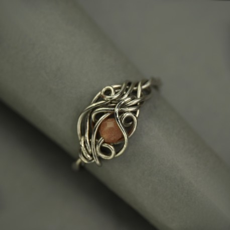Mini pierścionek regulowany kamień słoneczny wire wrapping