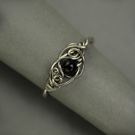 Pierścionek czarny onyks regulowany, wire wrapping onyks