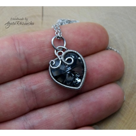 Wisiorek serce Swarovski Silver Night, wire wrapping, stal chirurgiczna