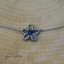 Naszyjnik kwiatek niebieski agat brazylijski, apatyt, wire wrapping,
