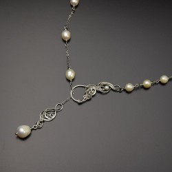 Naszyjnik z perłami ze stali chirurgicznej, wire wrapping, perły