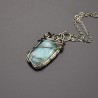 Mały prostokątny wisiorek larimar, wire wrapping