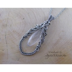 Wisiorek Kwarc Różowy, wire wrapping
