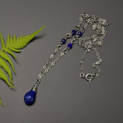 Minimalistyczny naszyjnik kropla lapis lazuli, wire wrapping