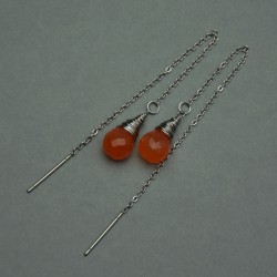 Długie kolczyki minimalistyczne przewlekane pomarańczowy karneol, wire wrapping