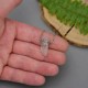 Minimalistyczny mały naszyjnik talizman surowy kryształ górski
