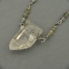 Minimalistyczny naszyjnik talizman surowy kryształ górski